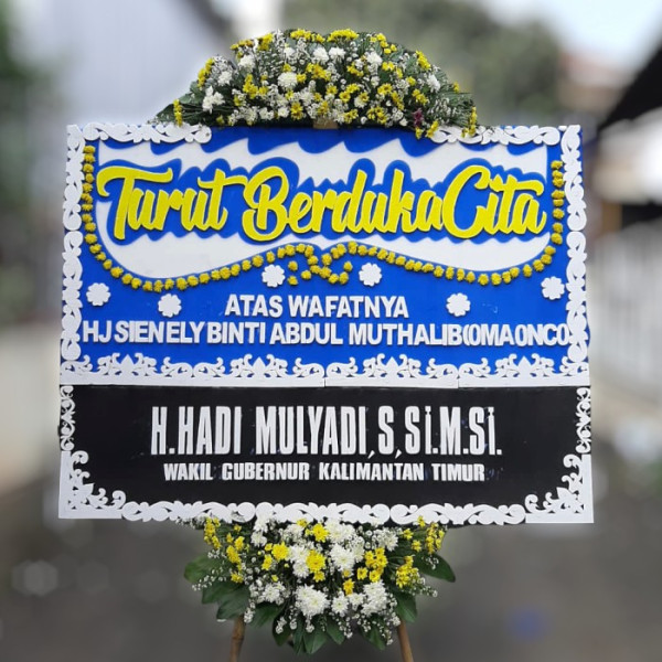 Karangan Bunga Duka  di Tondano
